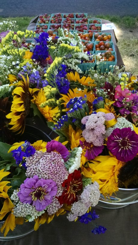 Flower season arrives at the farm stand